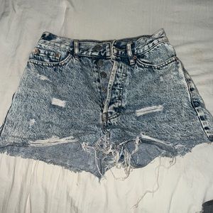 PACSUN ultra high rise vintage shorts. Distressed Denim.
